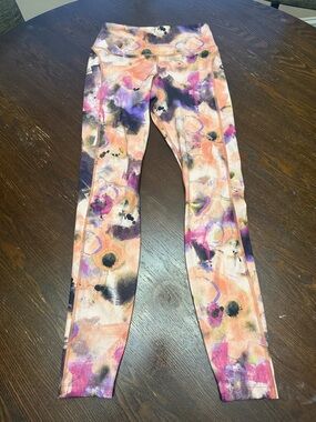 Women’s Size Small Nike Peach-Purple Abstract Print Leggings